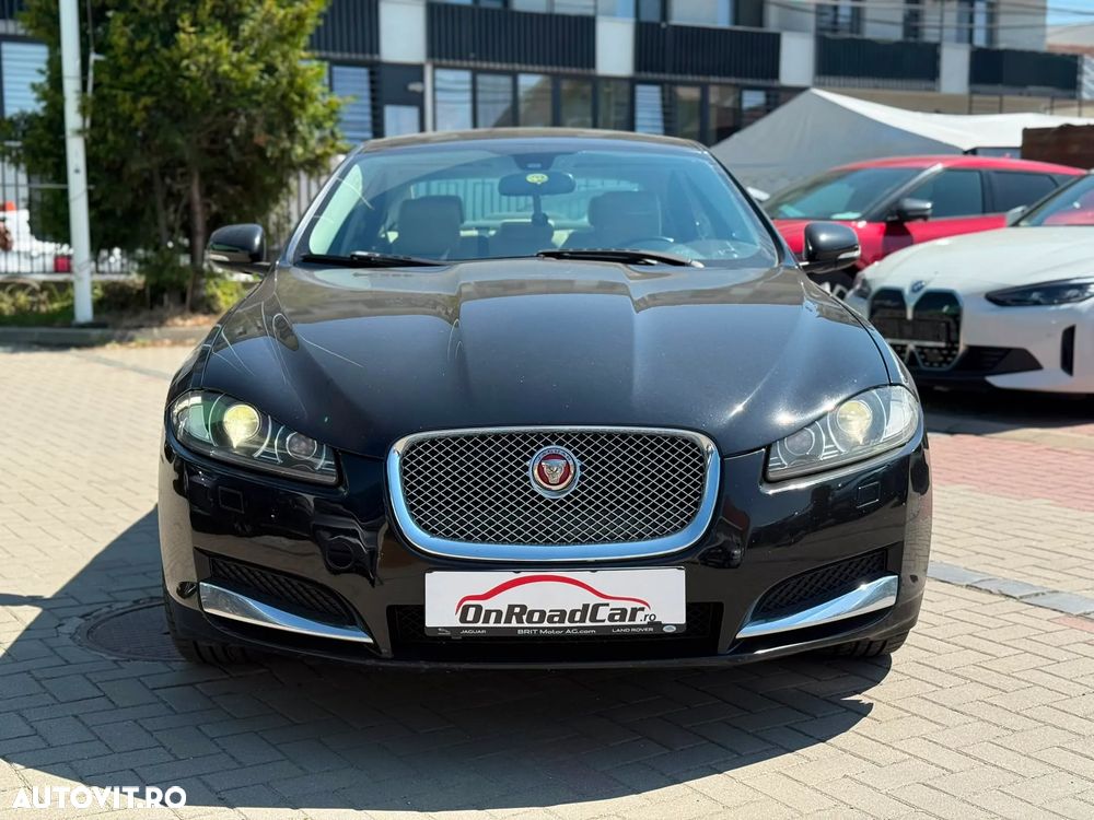 Jaguar XF - 19