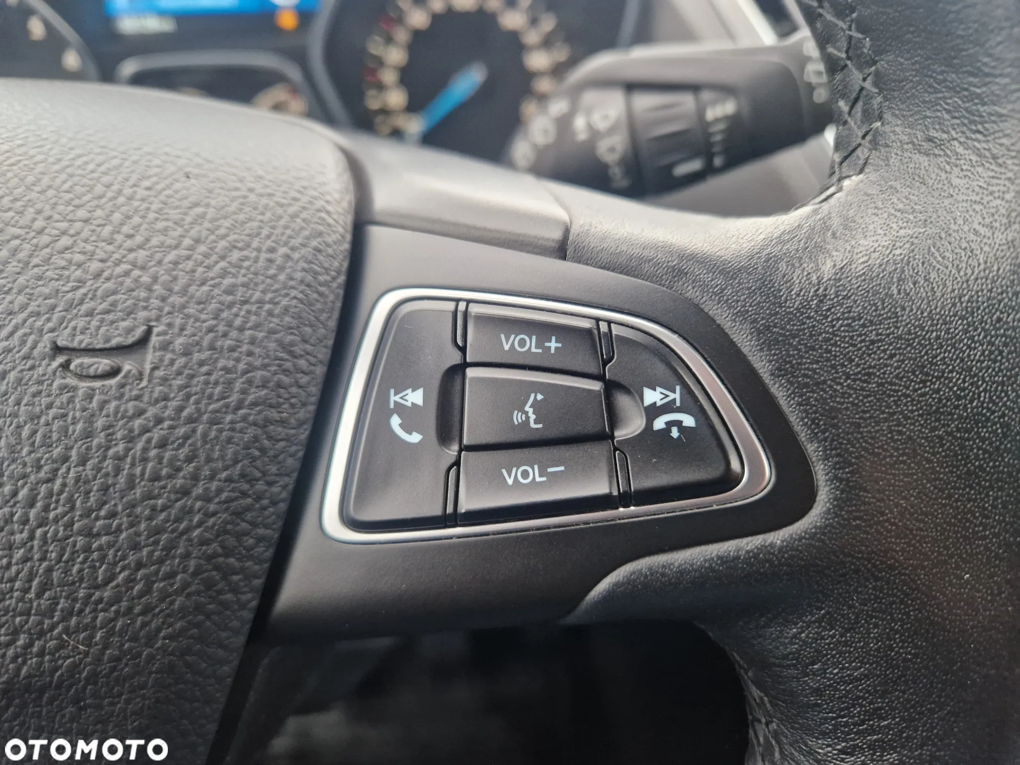 Ford Grand C-MAX - 19