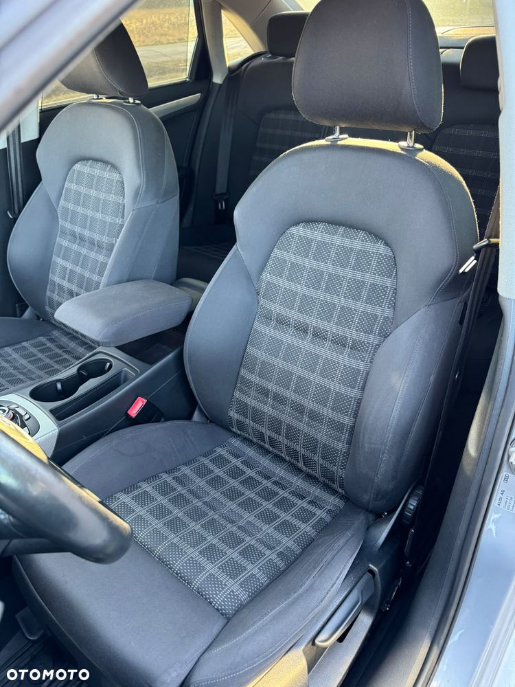 Audi A4 Limousine - 20