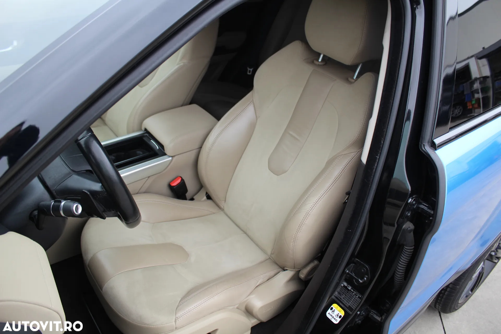 Land Rover Range Rover Evoque - 13