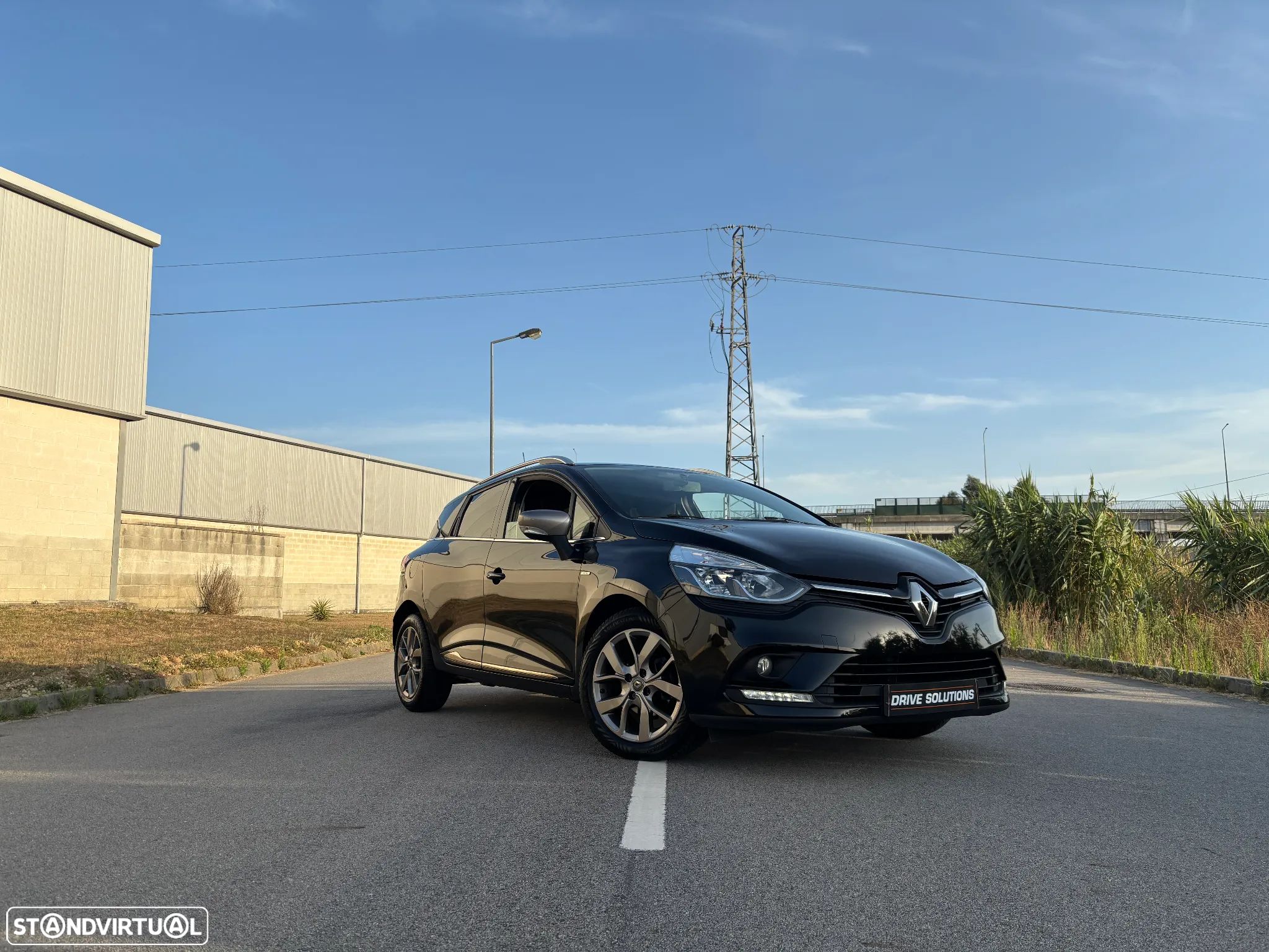 Renault Clio Sport Tourer 0.9 TCe Limited Edition - 1