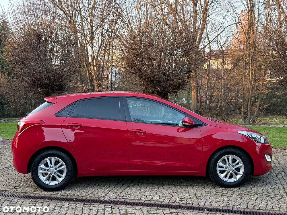 Hyundai i30 1.4 CRDi Style - 11