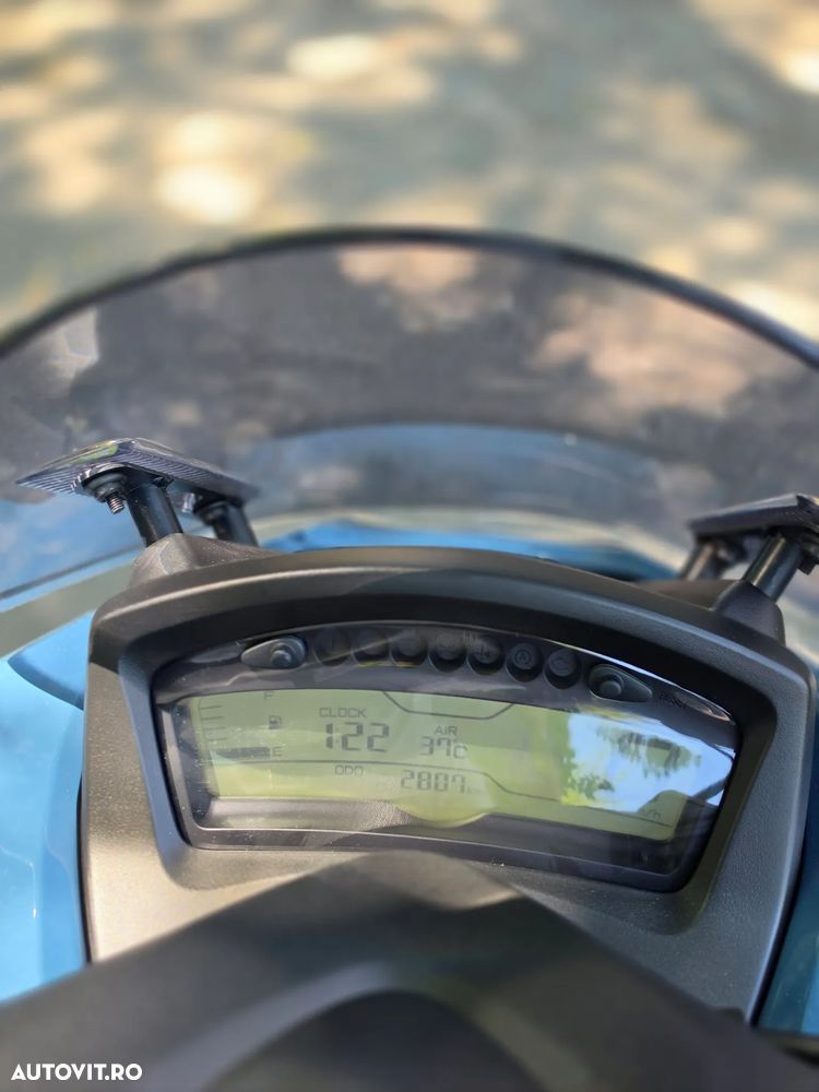 Yamaha Tricity 125 - 6