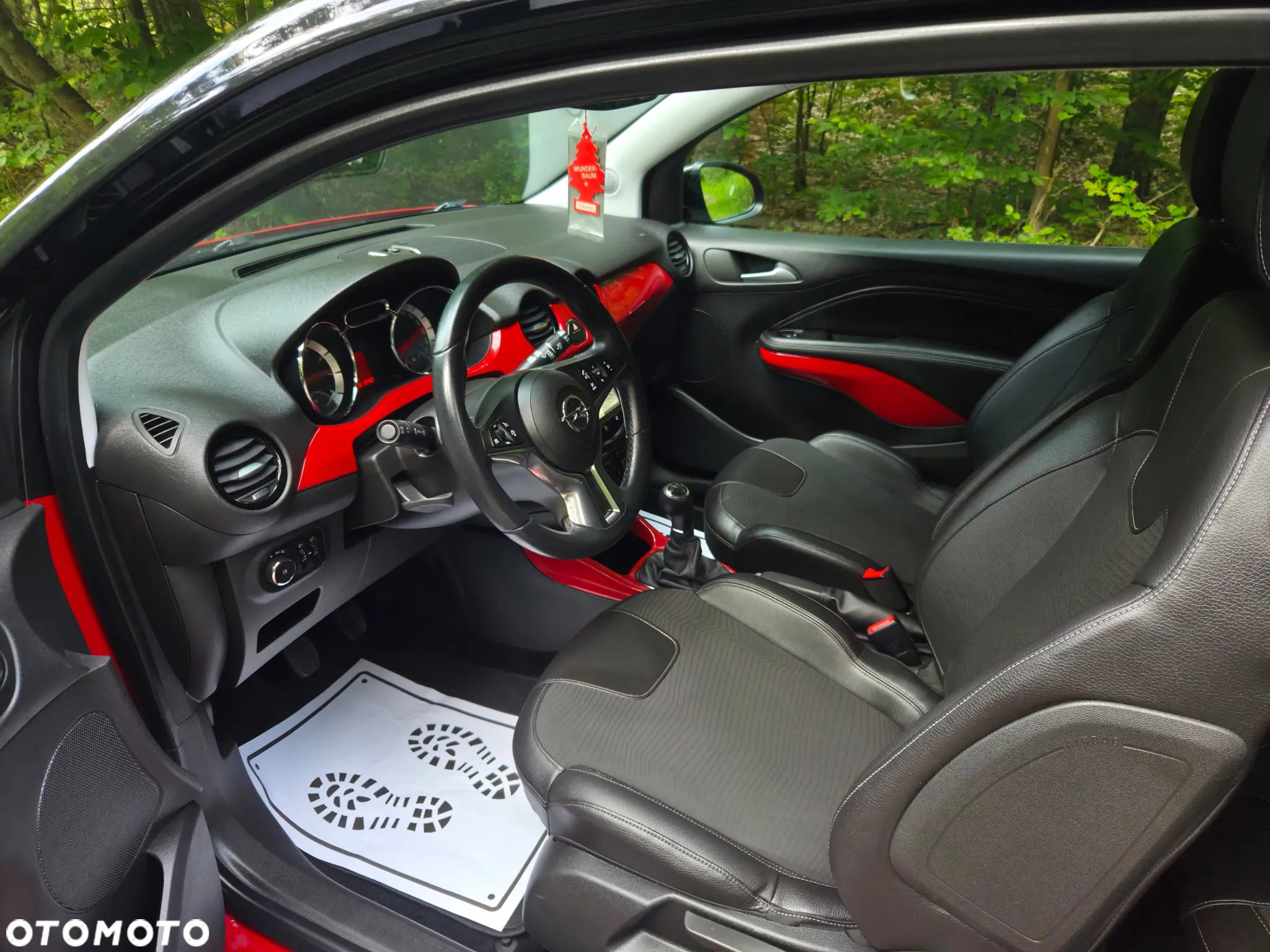 Opel Adam 1.2 - 13