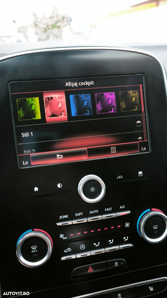 Renault Grand Scenic ENERGY dCi 110 EDC INTENS - 13
