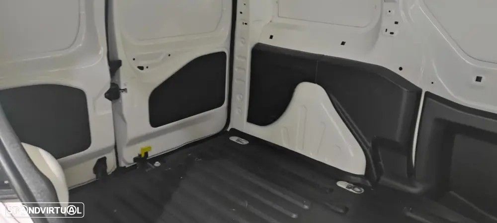 Peugeot Partner 1.6 BlueHDi L1 Pro 3L - 22