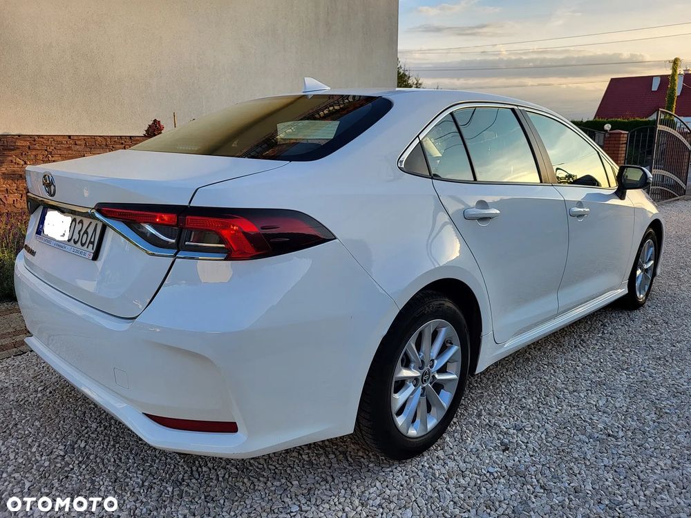 Toyota Corolla 1.5 Comfort - 11