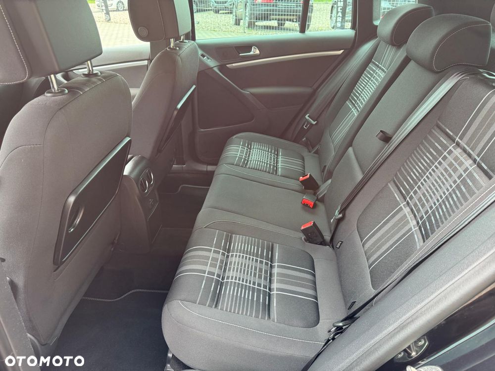 Volkswagen Tiguan - 35