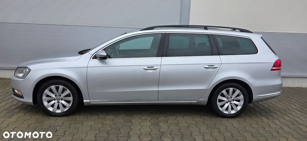 Volkswagen Passat 2.0 TDI Comfortline - 5