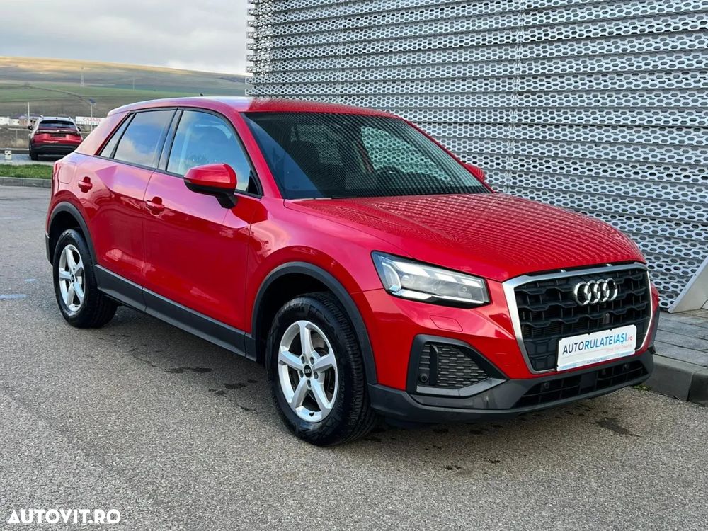 Audi Q2 35 TDI S tronic design - 11