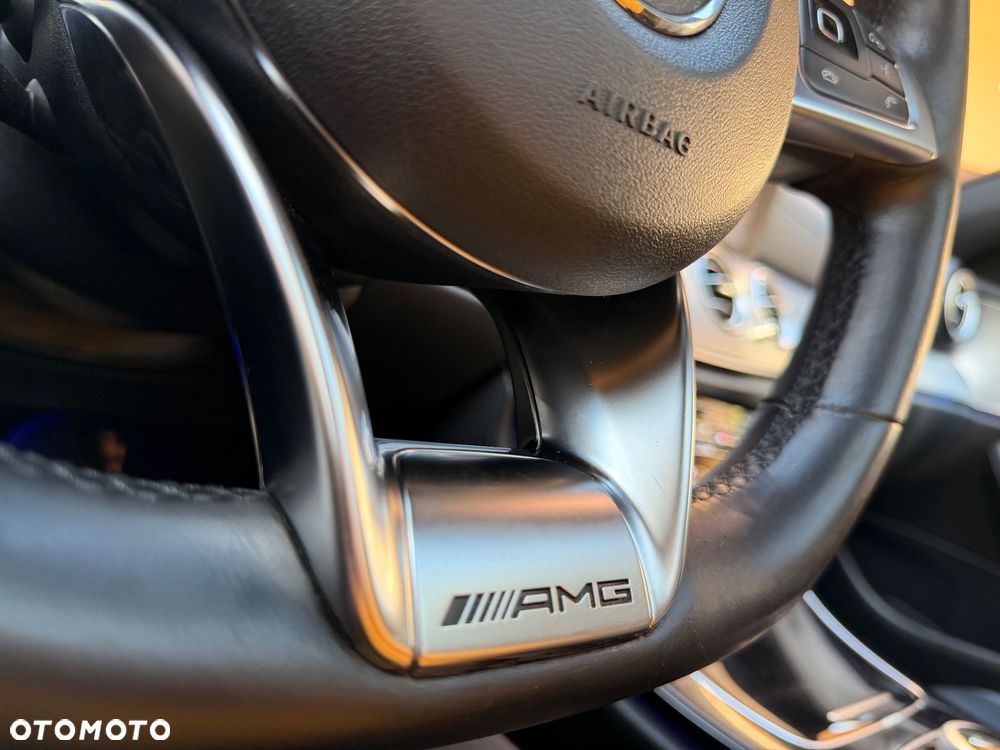 Mercedes-Benz Klasa E 43 AMG 4-Matic - 11