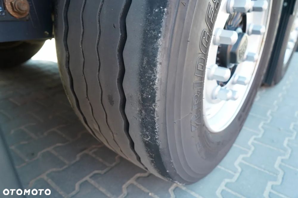 Wielton / FIRANKA / 385/55 R22,5 /  OŚ PODNOSZONA / DACH PODNOSZONY - 24