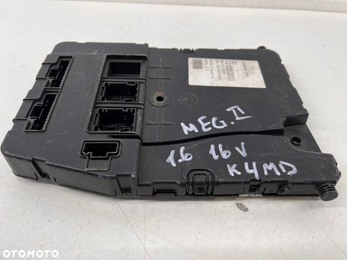 Skrzynka bezpieczników Renault scenic 2 megane 2 moduł komfortu 8200724405 - 10