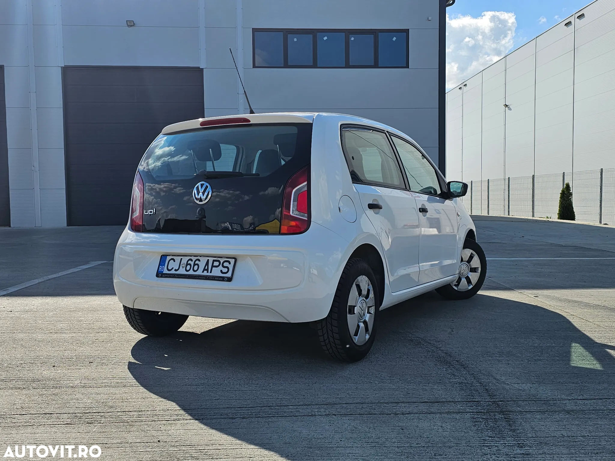 Volkswagen up! 1.0 White - 4