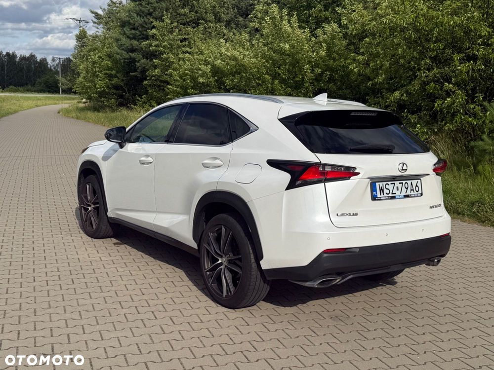 Lexus NX - 4