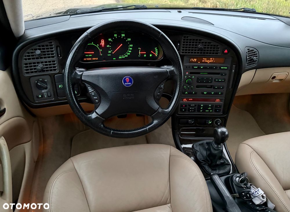 Saab 9-5 - 12