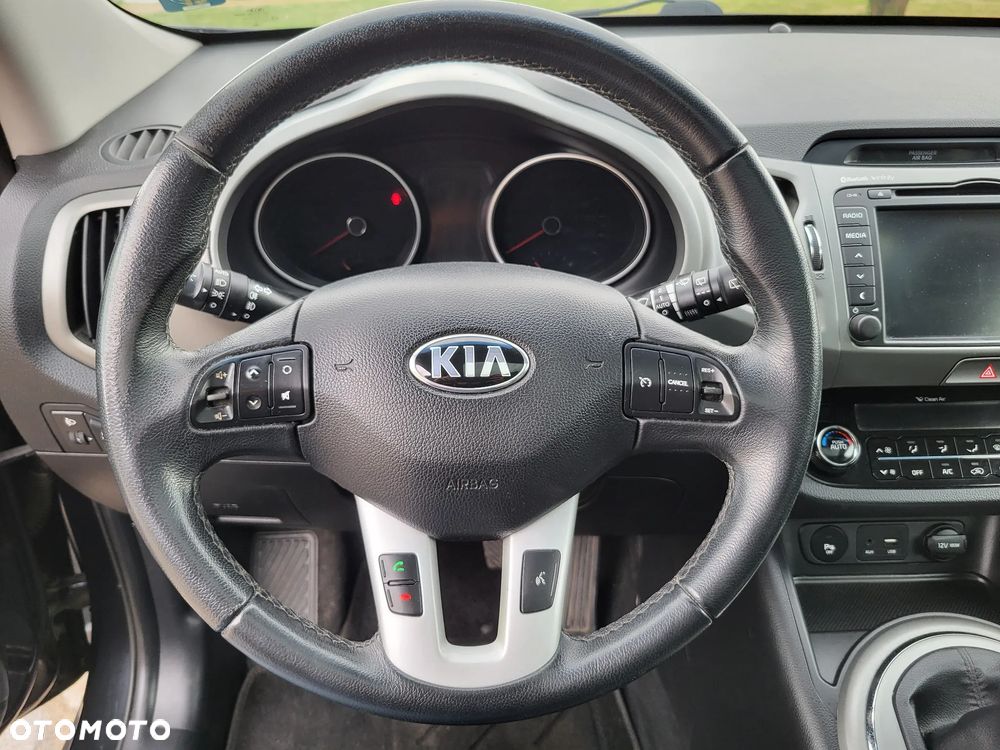 Kia Sportage 2.0 CRDI 4WD Vision - 24