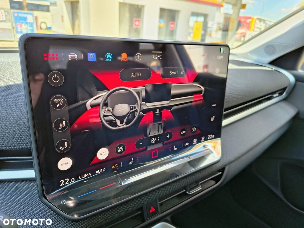 Volkswagen T-Roc 1.5 eTSI Life DSG - 19