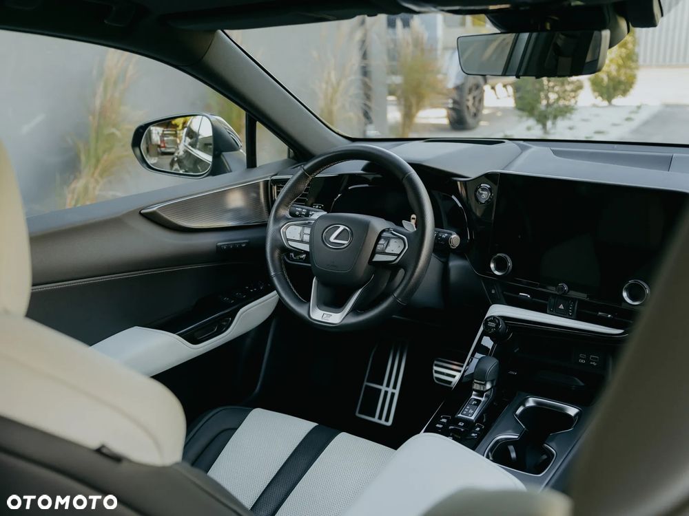 Lexus NX 350h F Sport AWD - 20