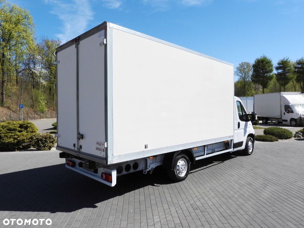Fiat DUCATO KONTENER 9 PALET TEMPOMAT NAWIGACJA LEDY KLIMATYZACJA  130KM - 4