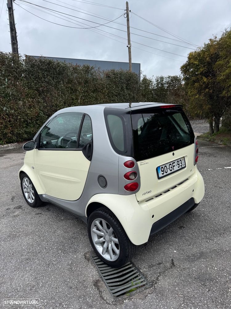 Smart ForTwo Coupé softtouch pure cdi - 2