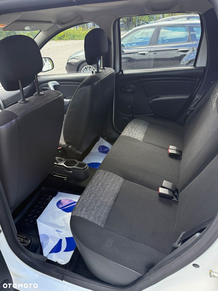 Dacia Duster 1.6 - 12