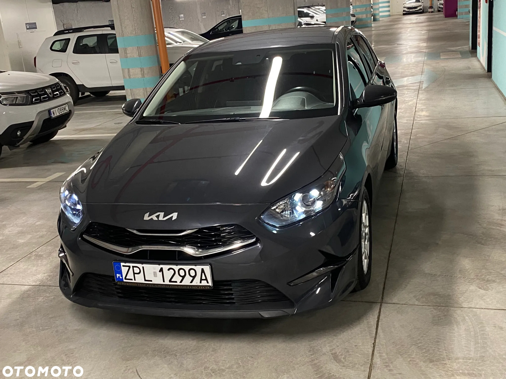 Kia Ceed - 8