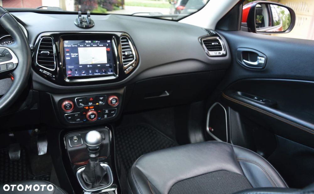 Jeep Compass - 19