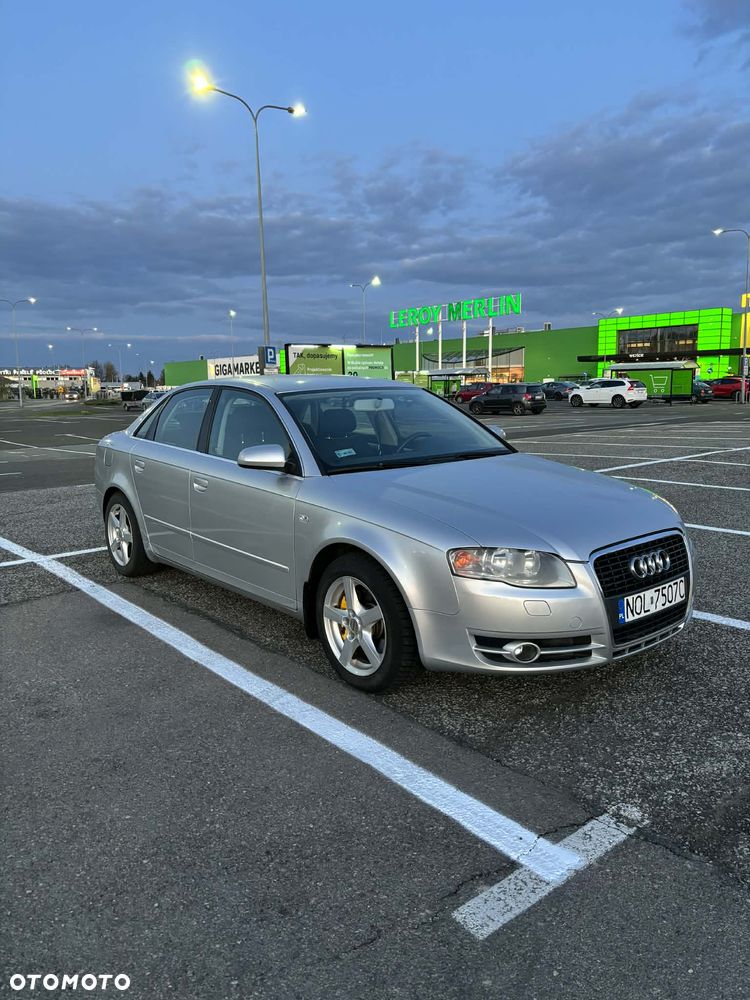 Audi A4 Limousine 2.0T FSI - 4