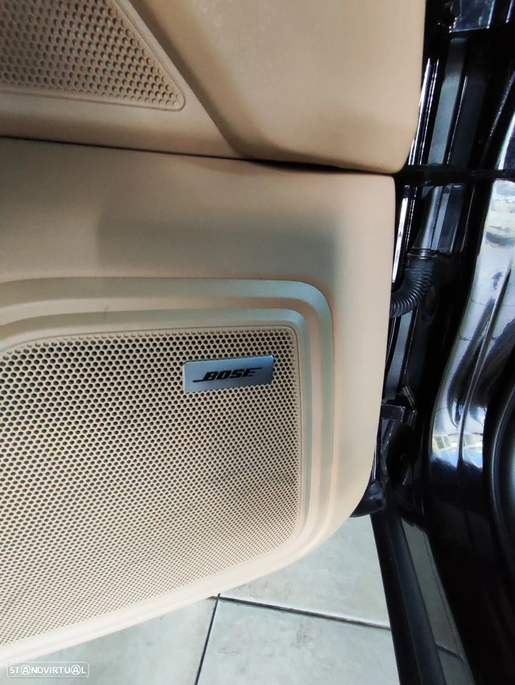 Porsche Macan T - 28