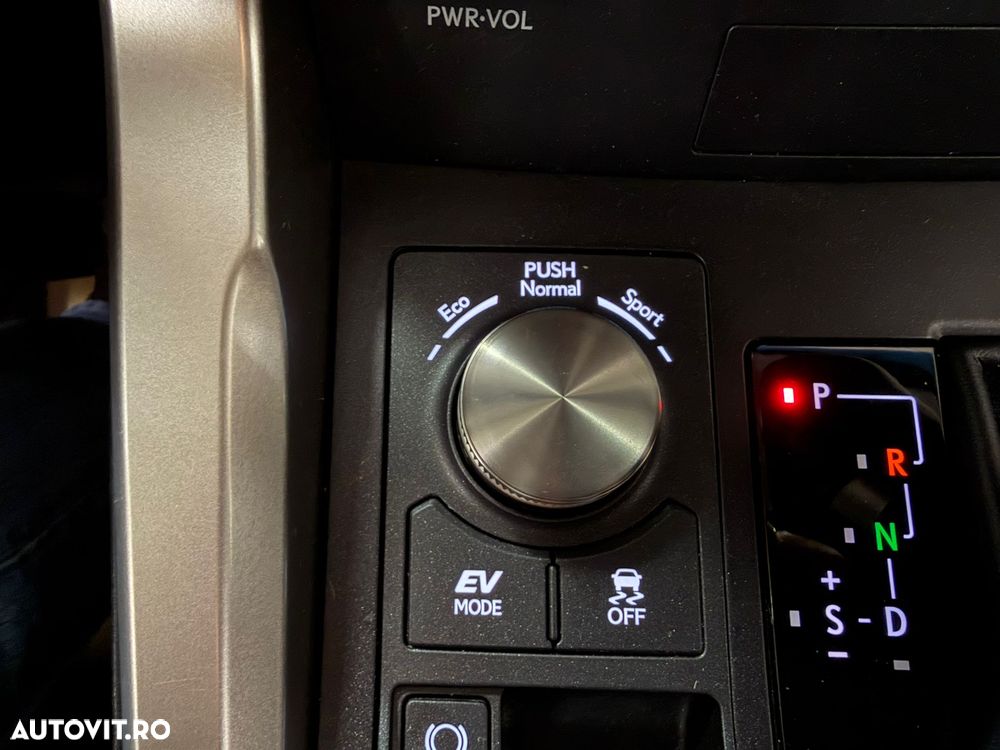 Lexus Seria NX 300h Executive Line - 28