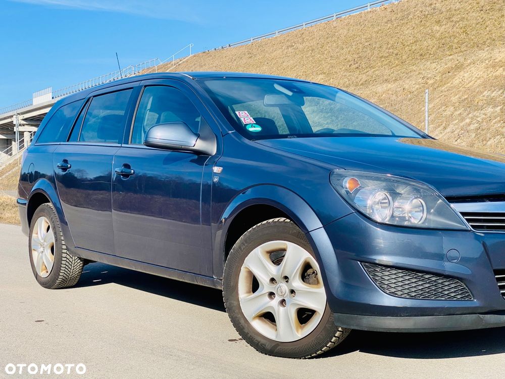 Opel Astra 1.8 Edition 111 Jahre - 10