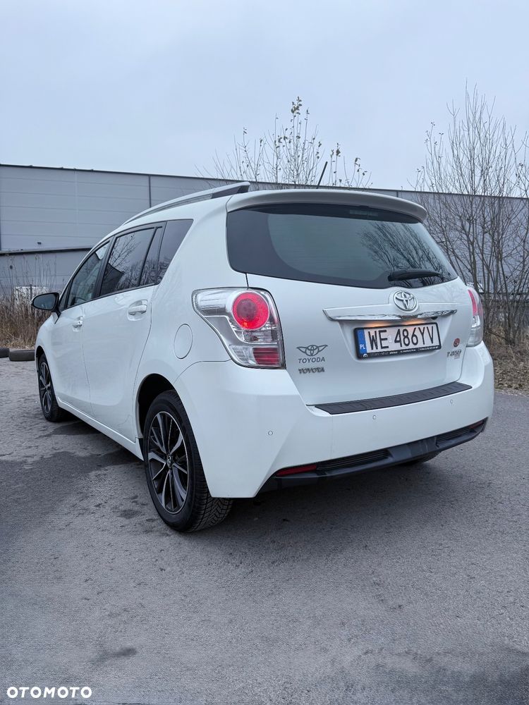 Toyota Verso 1.8 Premium 7os MS - 21
