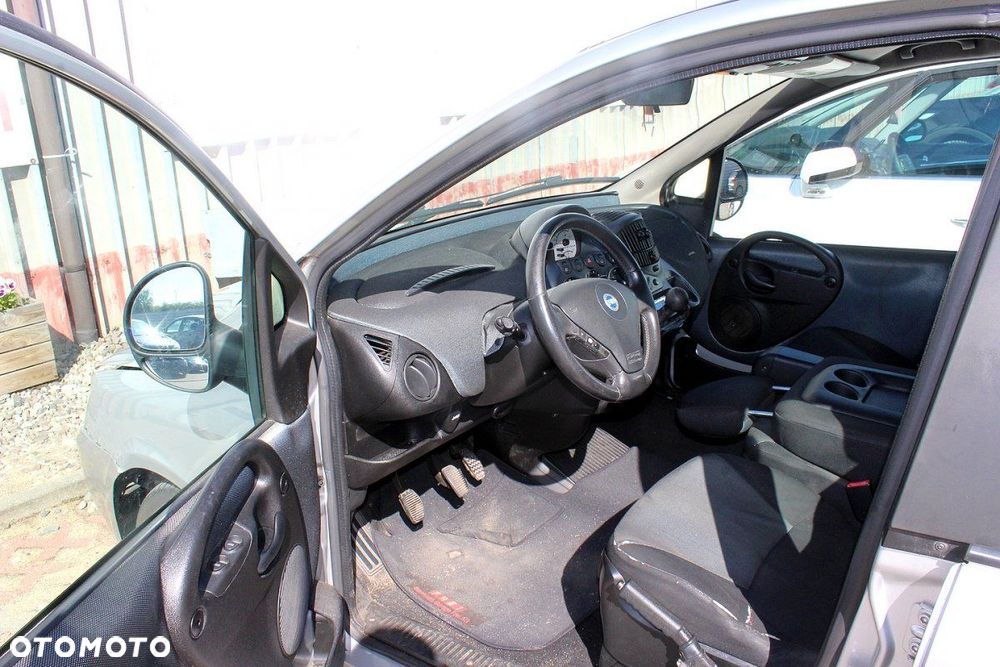 Fiat Multipla 2007 1.6i 182B6000 Minivan (MASKA, ZDERZAK, LAMPA, BŁOTNIK, DRZWI, SZYBA, FOTEL) - 6