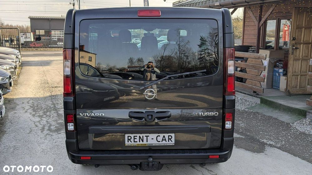Opel Vivaro - 32