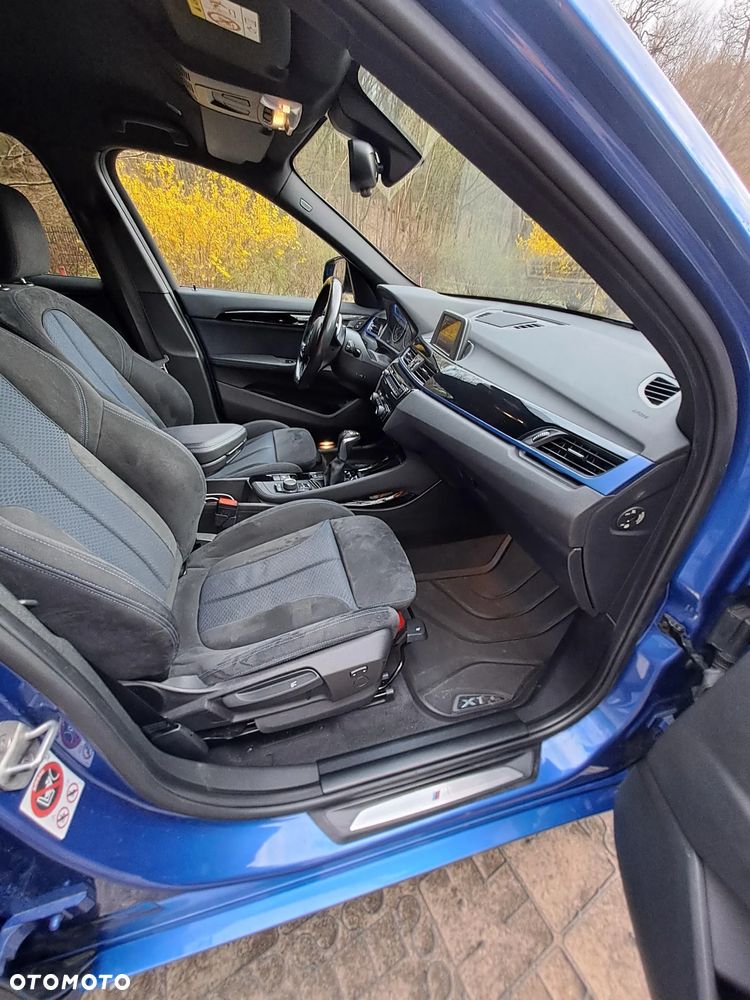 BMW X1 xDrive20i - 16