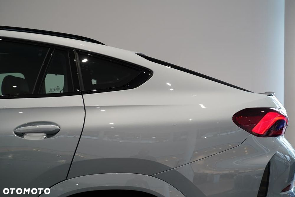 BMW X6 xDrive30d mHEV sport - 14