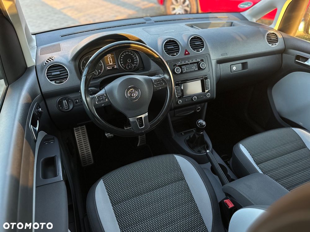 Volkswagen Caddy Cross Trendline - 17