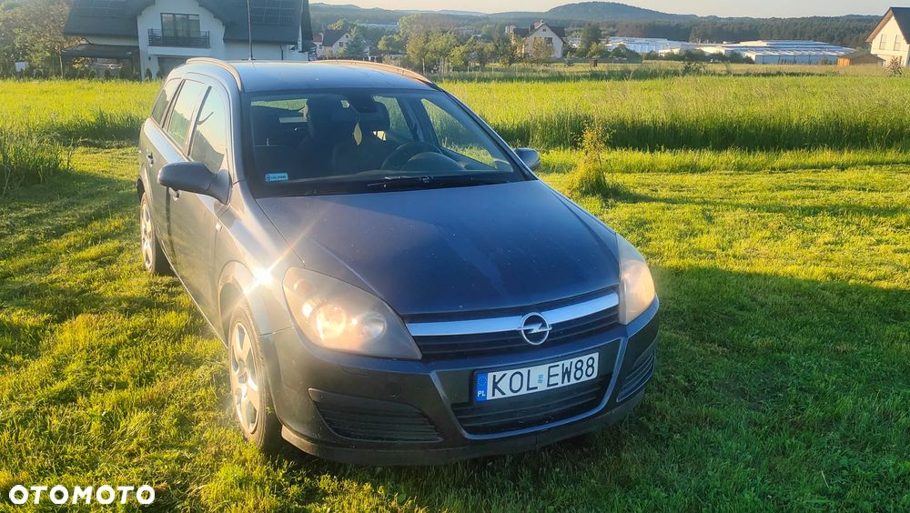 Opel Astra 1.9 CDTI DPF Cosmo - 4