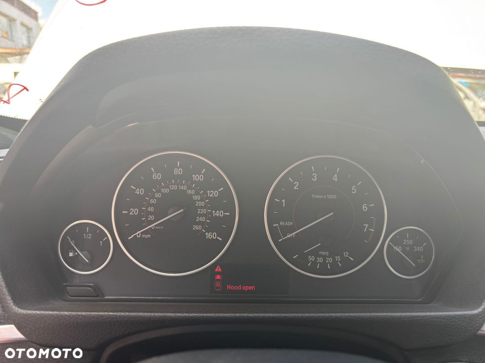 BMW 3GT 330i GPF xDrive Sport Line - 27