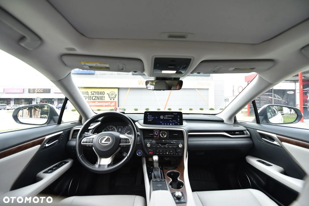 Lexus RX - 24