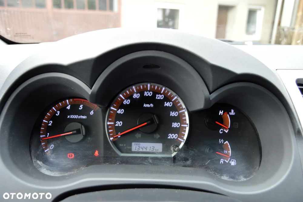 Toyota Hilux 3.0 D-4D SR5 - 21