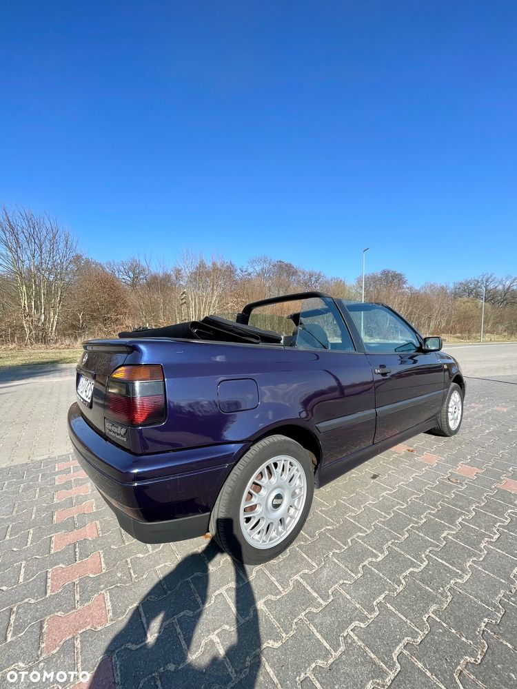 Volkswagen Golf 1.8 GL - 4