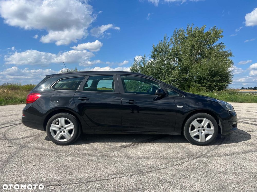 Opel Astra 1.6 CDTI Sport - 2