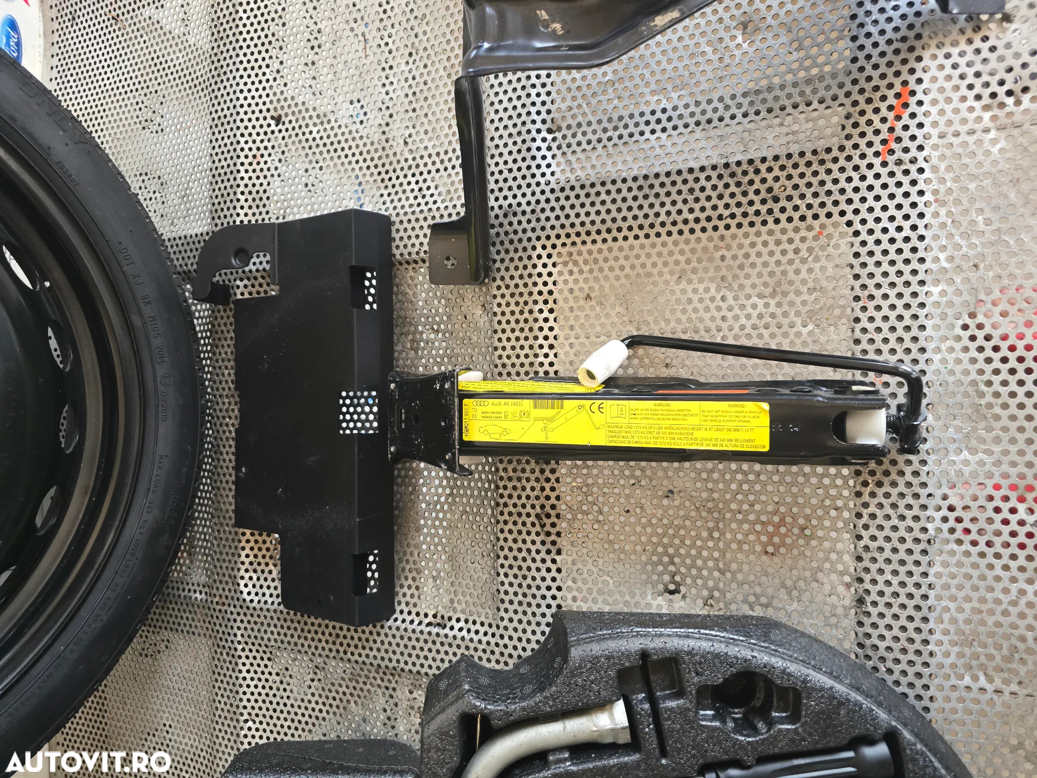 Kit Roata Rezerva Slim R20 Audi A6 C7 A7 A8 D4 Cric Cheie Roata Spuma Audi A6 C7 A8 D4 A7 145/60R20 - 6
