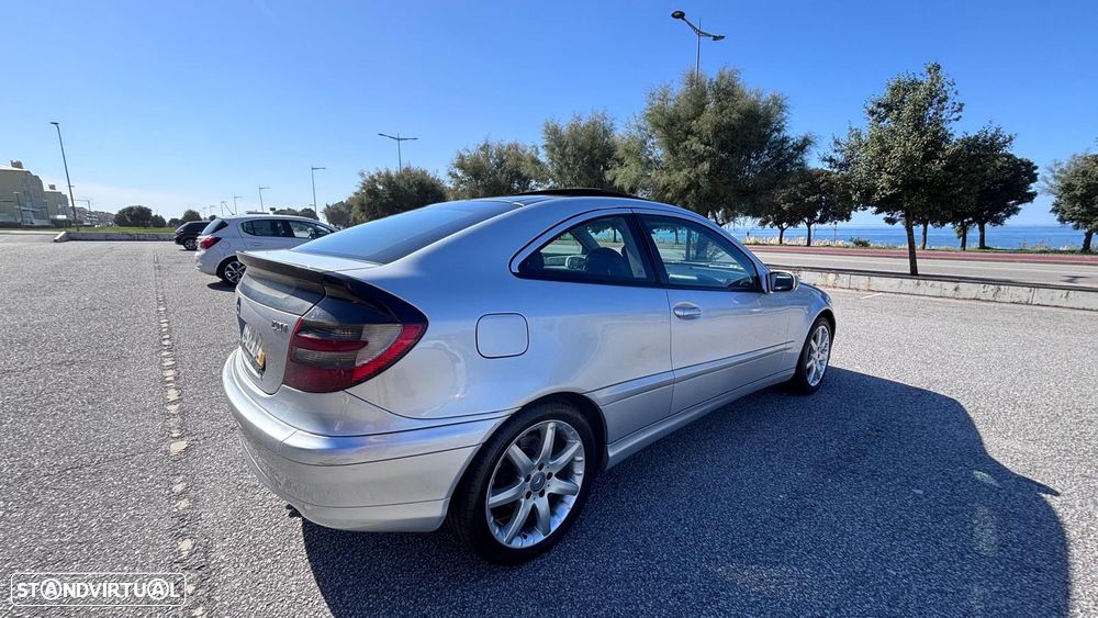 Mercedes-Benz C 220 CDi Sport Coupé Evolution AMG - 3