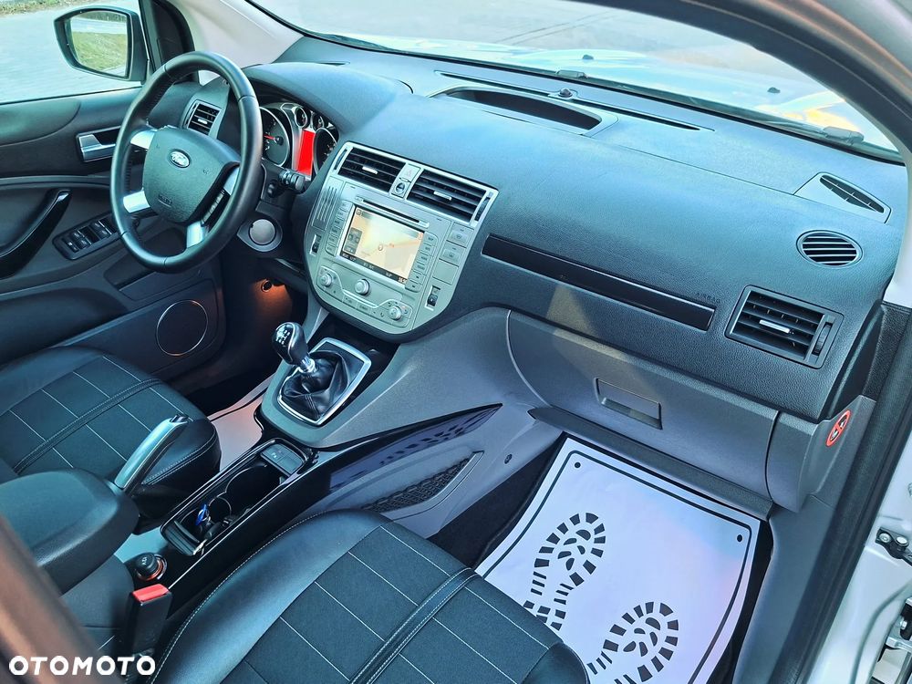 Ford Kuga 2.0 TDCi 4x4 Titanium - 26