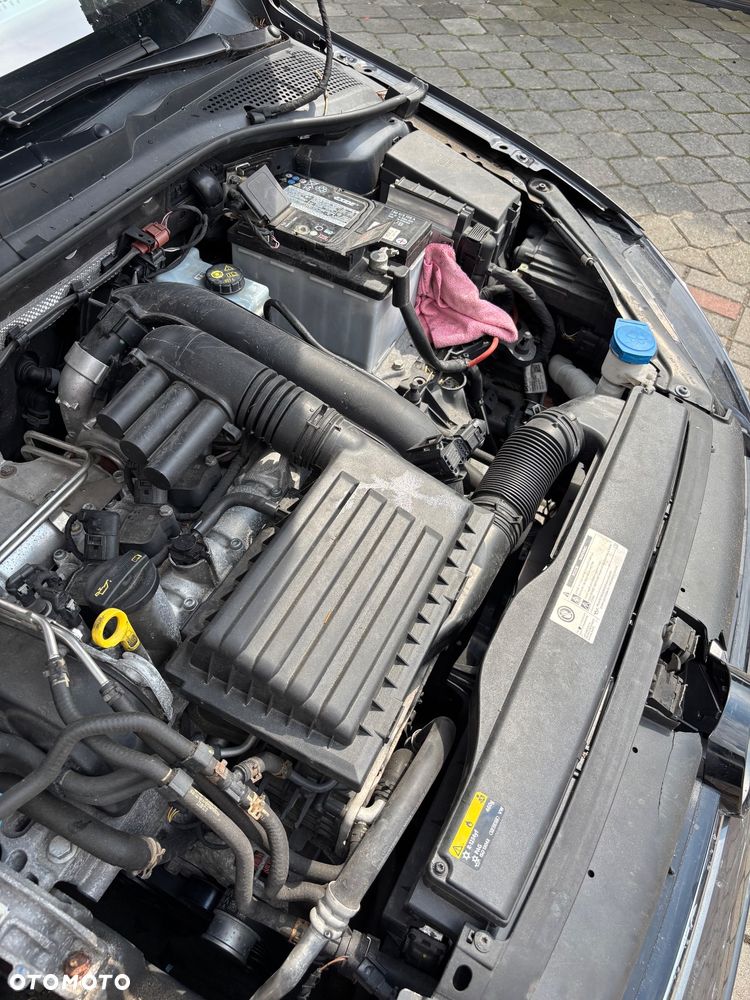 Volkswagen Golf 1.4 TSI BMT Highline - 11
