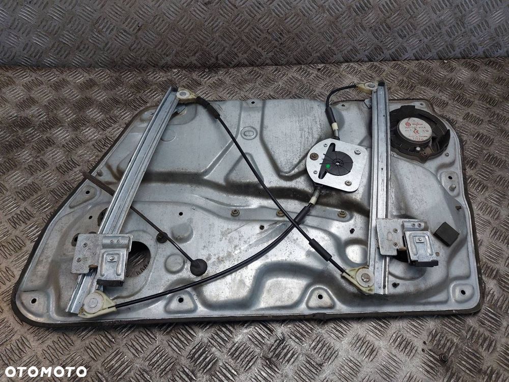 MECHANIZM PODNOŚNIK SZYBY LEWY PRZÓD ELEKTRYCZNY VOLKSWAGEN PASSAT B5 - 4