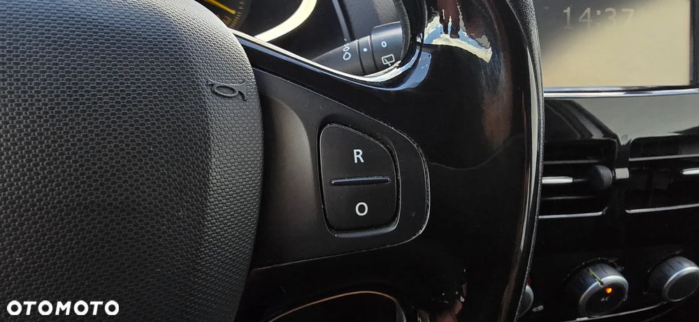 Renault Clio - 28